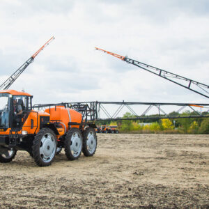 Штанговый опрыскиватель ТУМАН-3